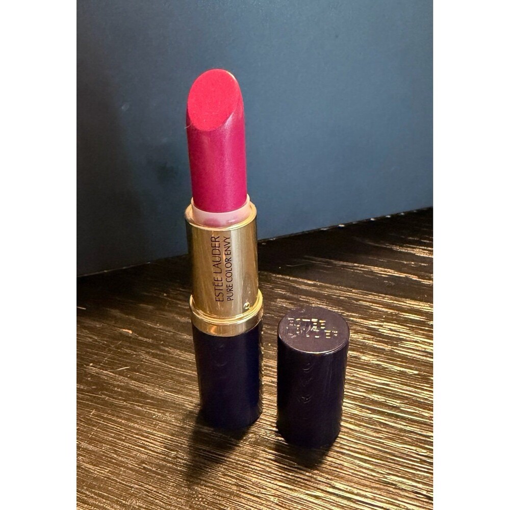 Estée Lauder Pure Color Envy Hi-Lustre Light Sculpting Lip 420 Thrill Seeker